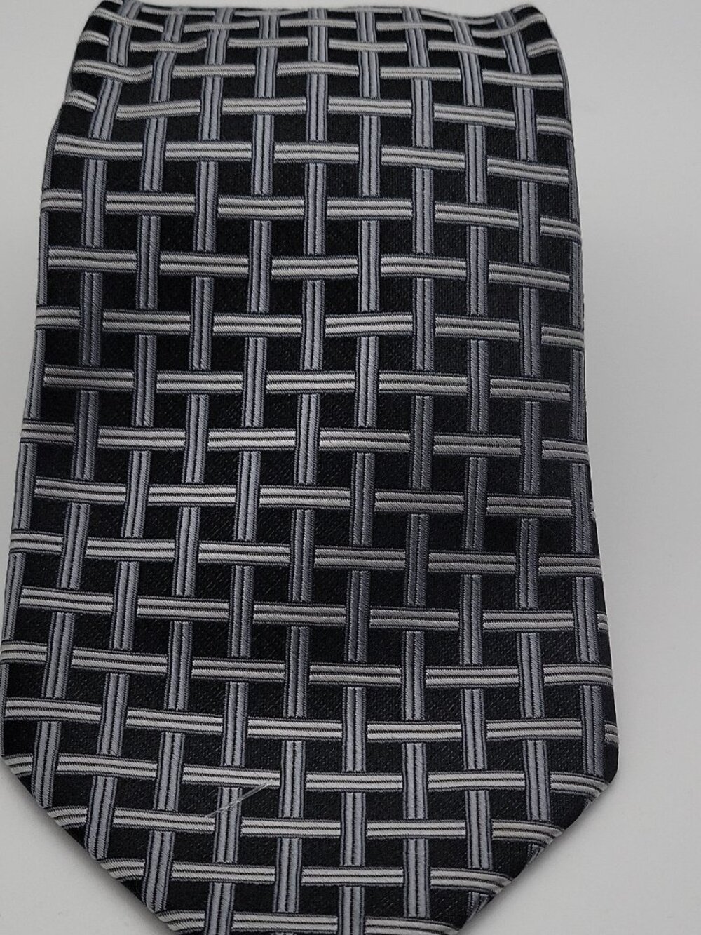 Jones New York 100% Silk Geometric Black Gray Men's Tie Designer Woven Logo